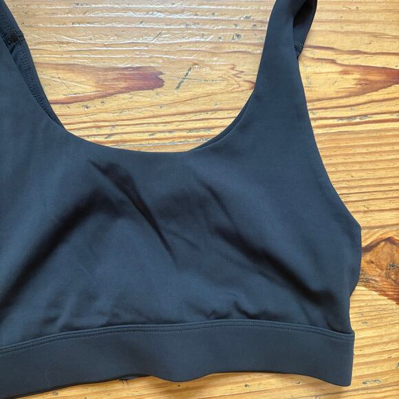 Outdoor Voices black open back clasp closure sports bra top SIZE S - Picture 2 of 4